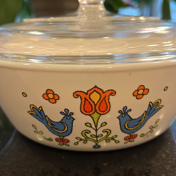 "Country Festival"  -  1 Pint Menuette Pan with Lid  (Corelle) by CORNING - Picture 2 of 5